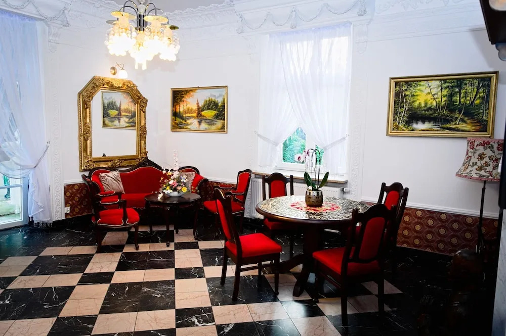 Tarnovsky Hotel, Resort & SPA