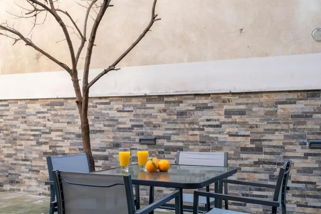 Maison De Luxx A10, Cozy Apartment with Garden In Larissa