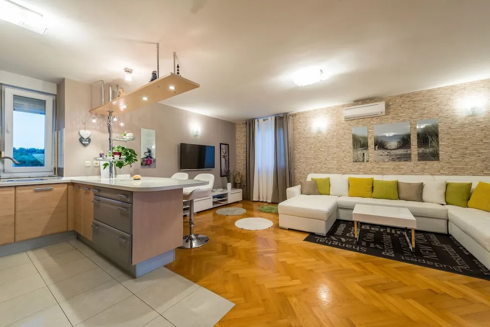 Apartment Topaz