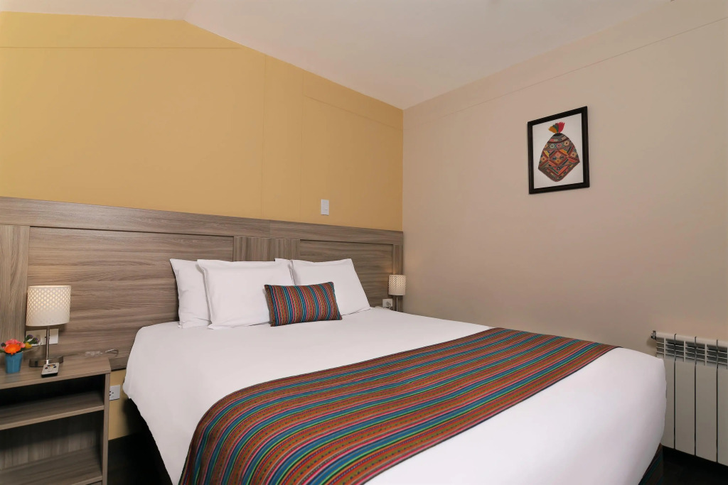 Atoq San Blas Hotel