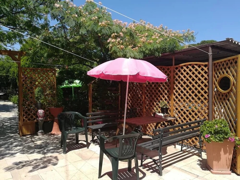 B&B Secret Garden