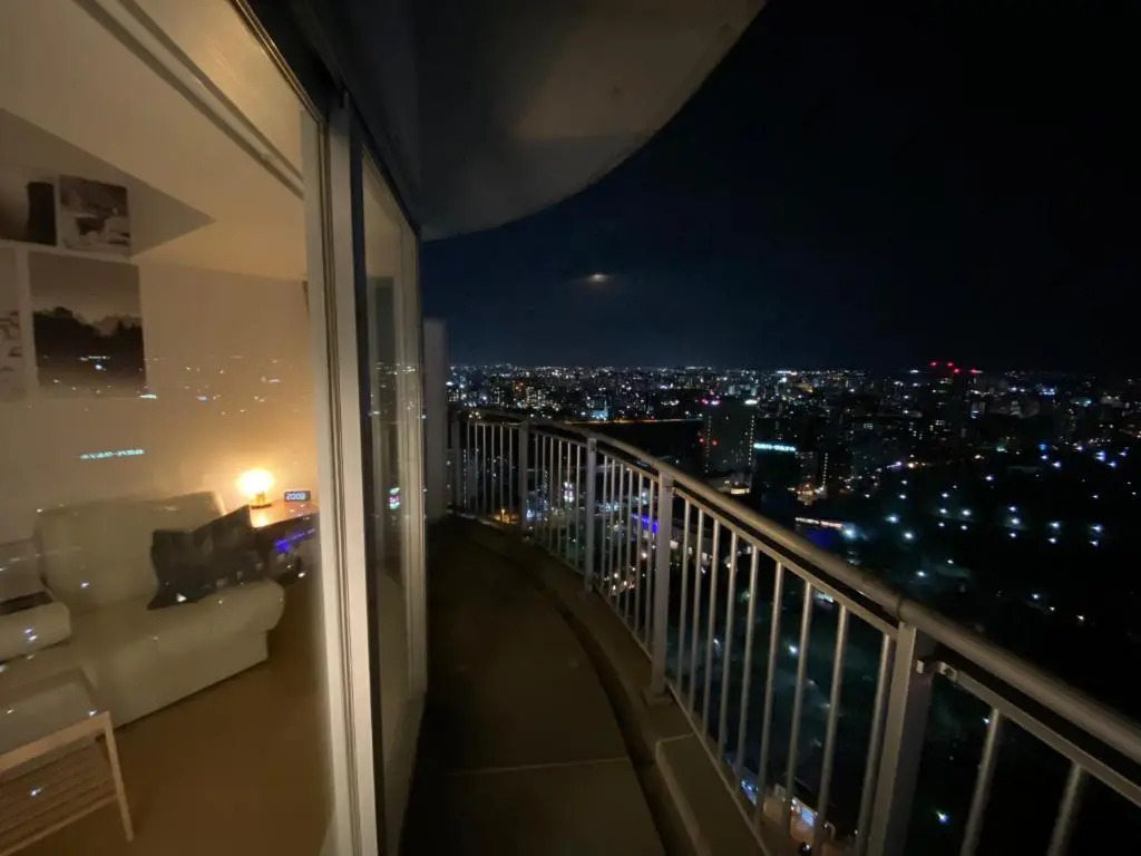 Ams Tower2908