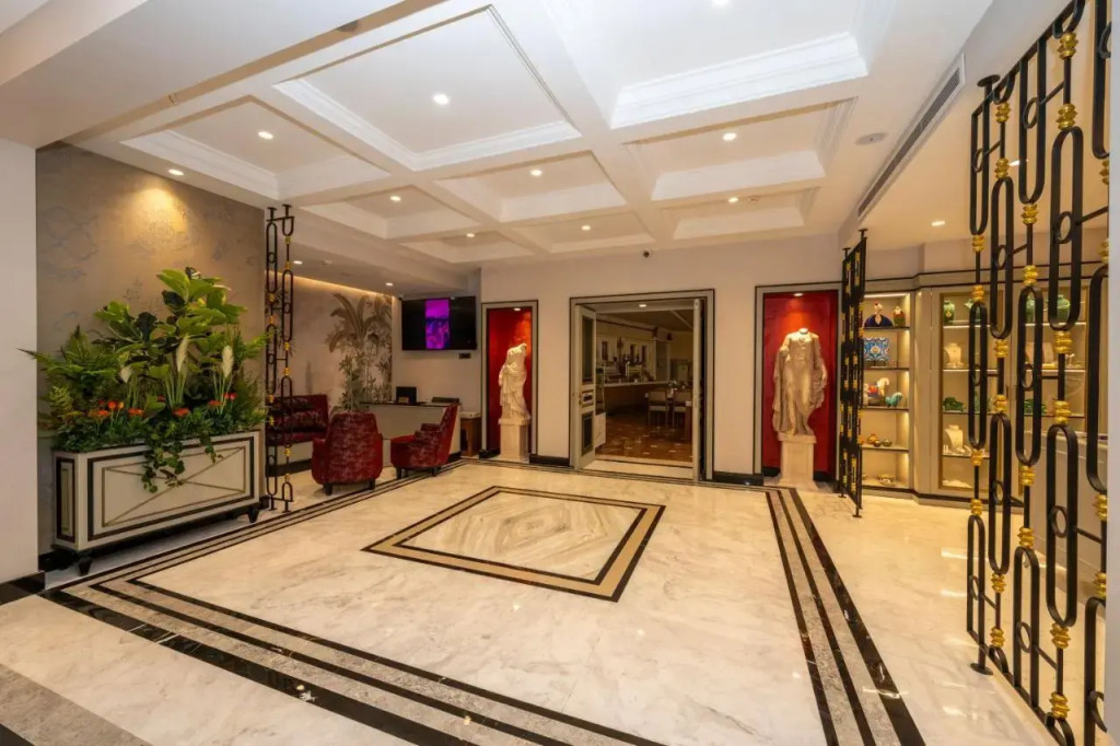 The Byzantium Suites Hotel & Spa