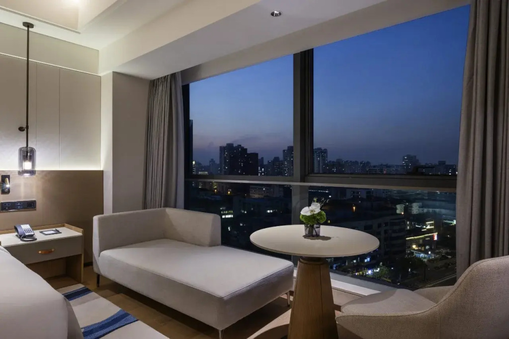 Novotel Shanghai JingAn