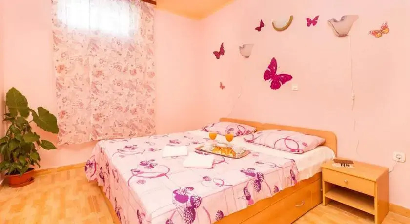 Apartment Romantic
