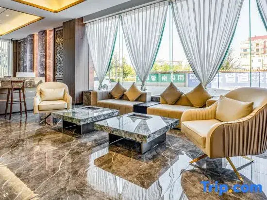 Dingbian Tianbao Hotel