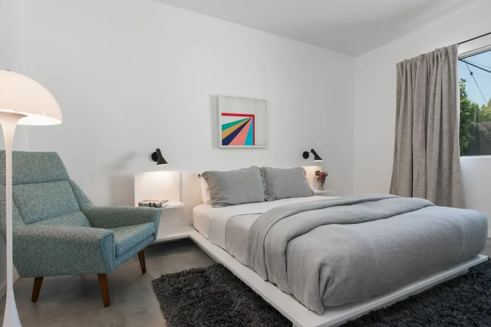 PS Wexler Home Three Bedroom House