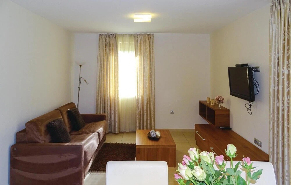 Nice Home in Lasko With Wifi and 2 Bedrooms