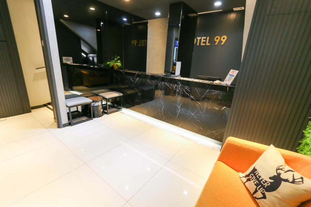 Hotel 99 Sri Petaling