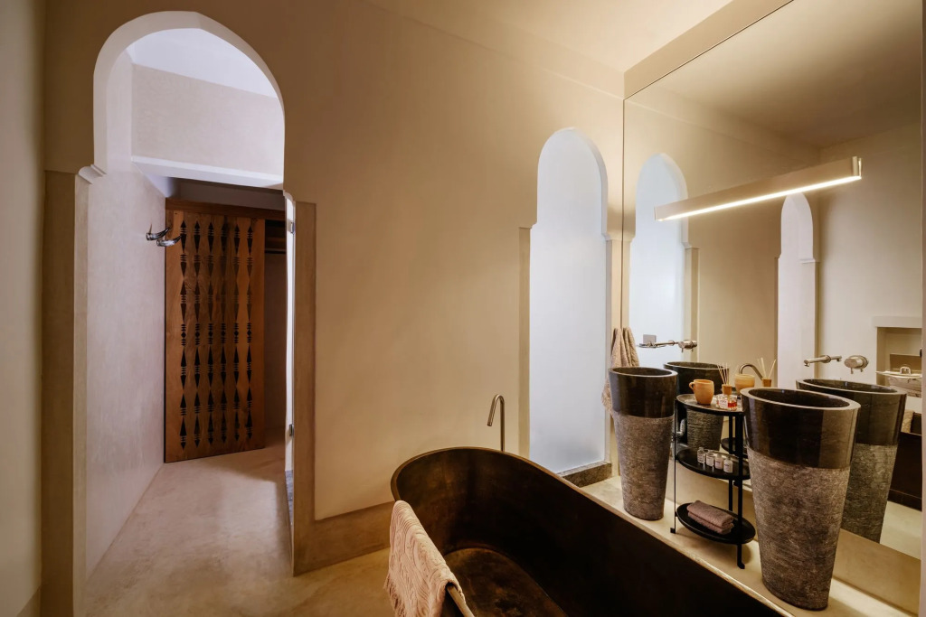 72 Riad