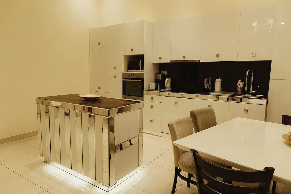 József - Group Apartment with Sauna