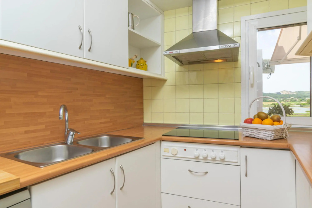 SA FORNERA - Wonderful apartment in first sea line and with free WiFi
