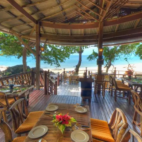 Khanom Hill Resort