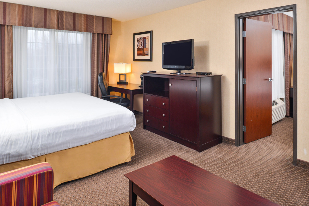 Holiday Inn Express Hotel & Suites Portland - Jantzen Beach by IHG