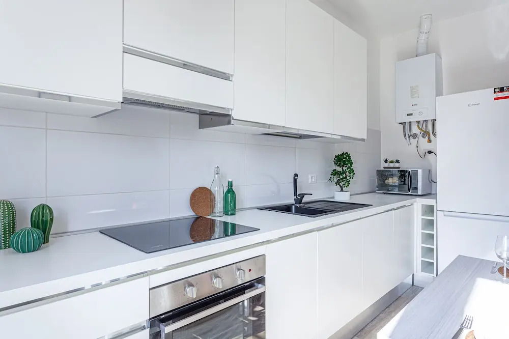 JOIVY Sublime Flat W/Balcony
