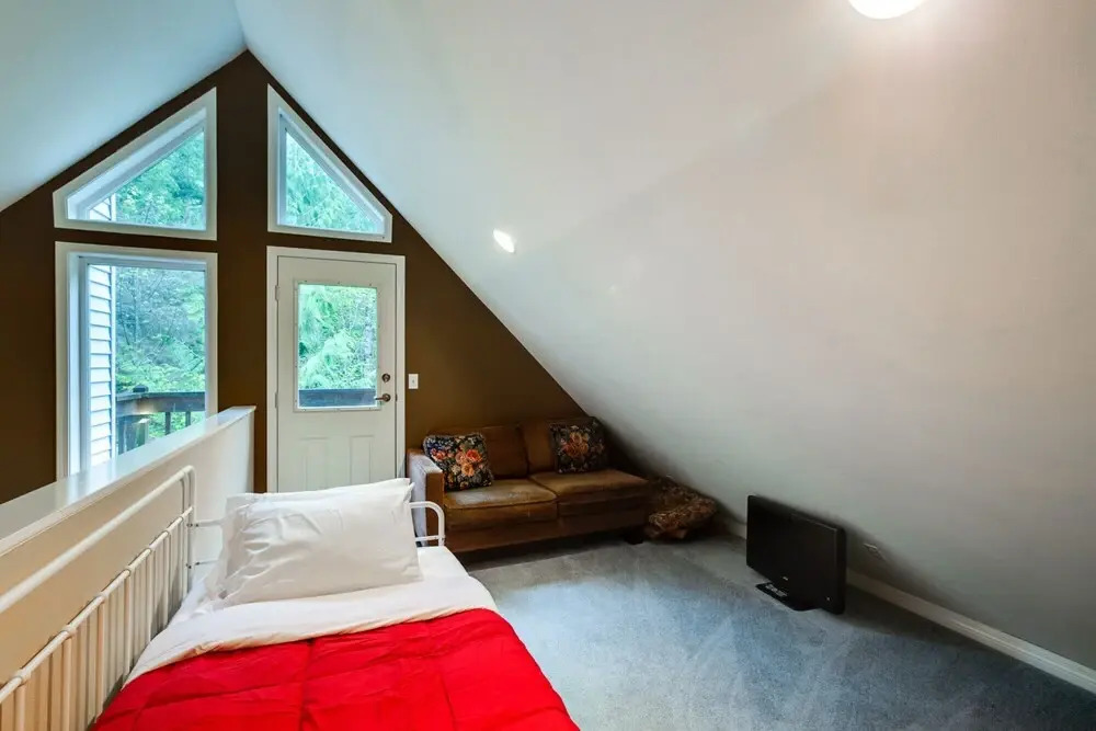 Mt. Baker Lodging Cabin 58 (Sleeps 6)