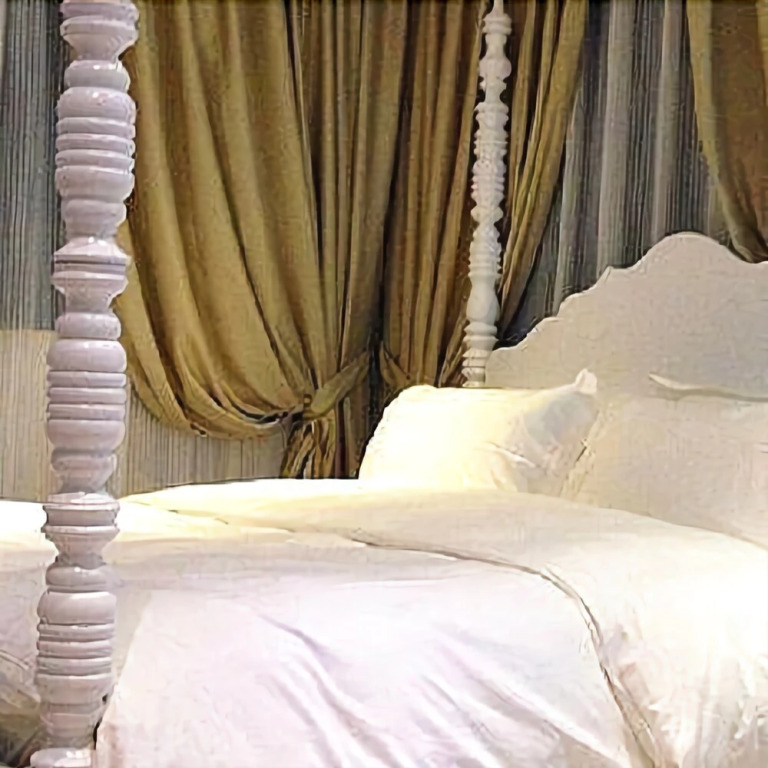 Moonlight Bay Garden Inn