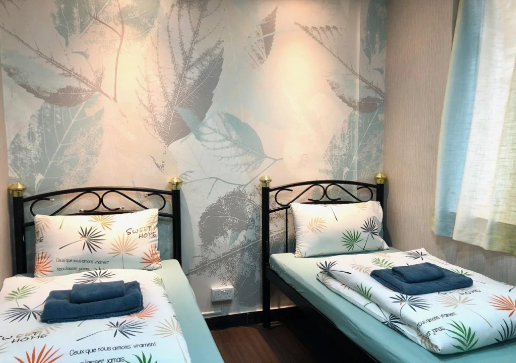 Owl Hostel