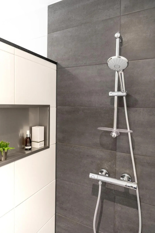 Gorgeous And Stylish Place For Two In Hip West!