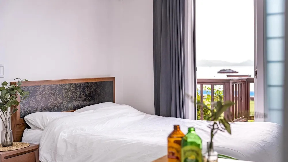 Yeosu Arens Pension