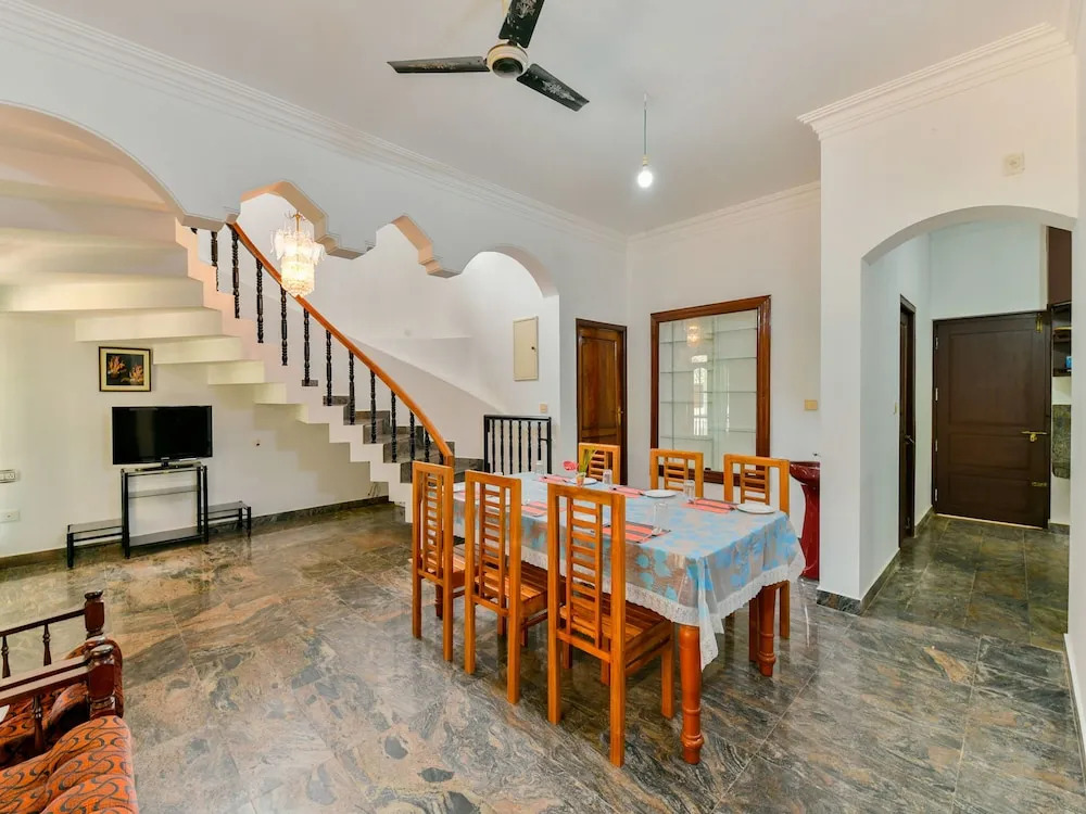 OYO 17351 Home Hill View 3BHK Chembothara