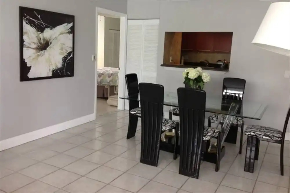Le Montcalm 102 - Condo 4 People, Sunny Isles