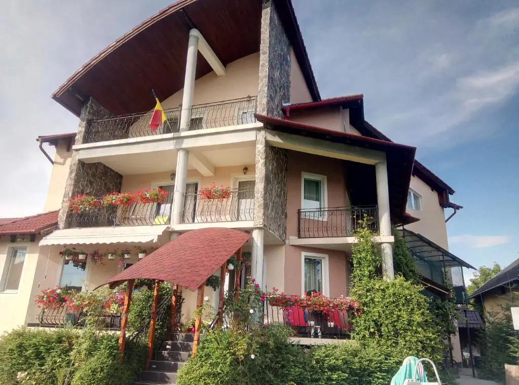 Casa cu flori