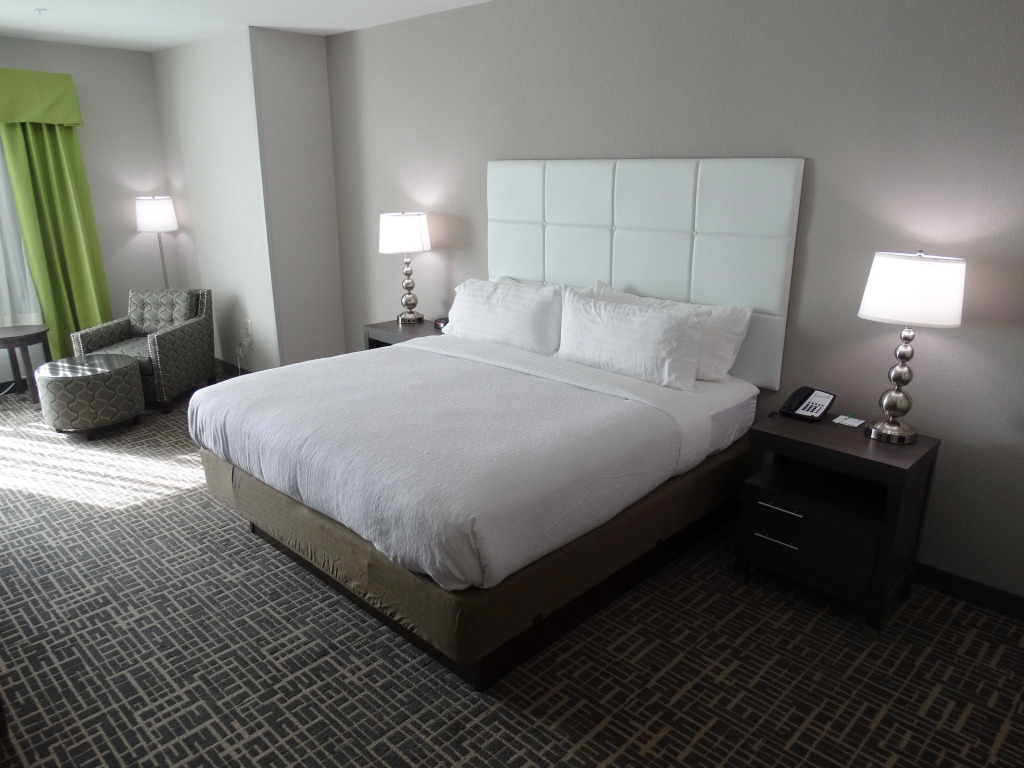 Holiday Inn Hotel And Suites Covington