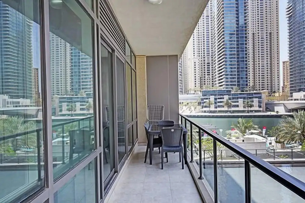 Al Majara 5 by Deluxe Holiday Homes