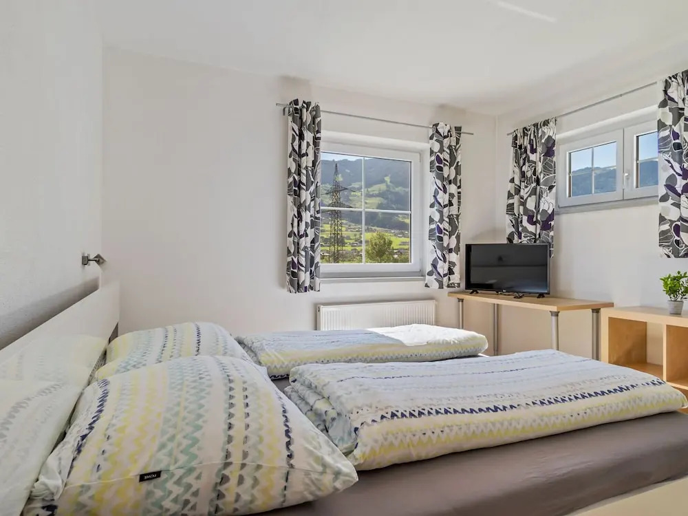 Idyllic Holiday Home in Hart im Zillertal With Balcony