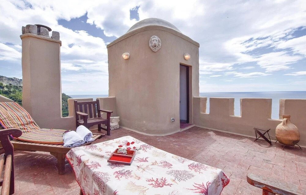 Flat 2 Bedrooms 1 Bathroom - Grimaldi