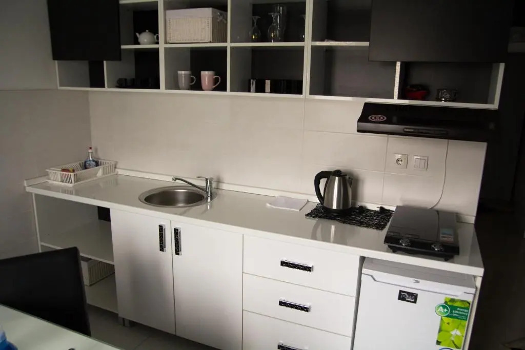 Airport Apartments