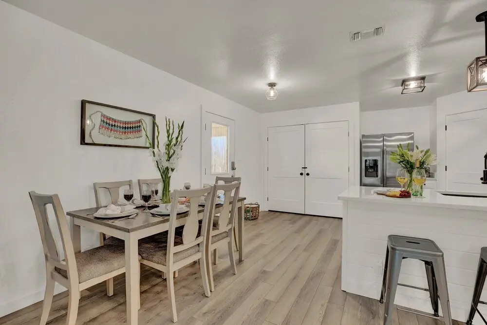 New Stunning Casita With Hot Tub & Fire Pit
