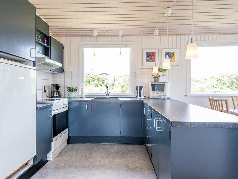 Bright Seaside Retreat in Haurvig-by Traum