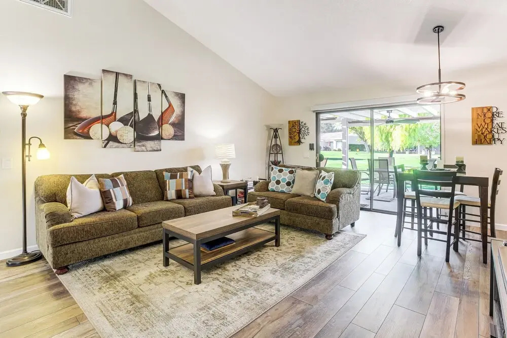Golf Course On-site: Peaceful Condo in Palm Desert