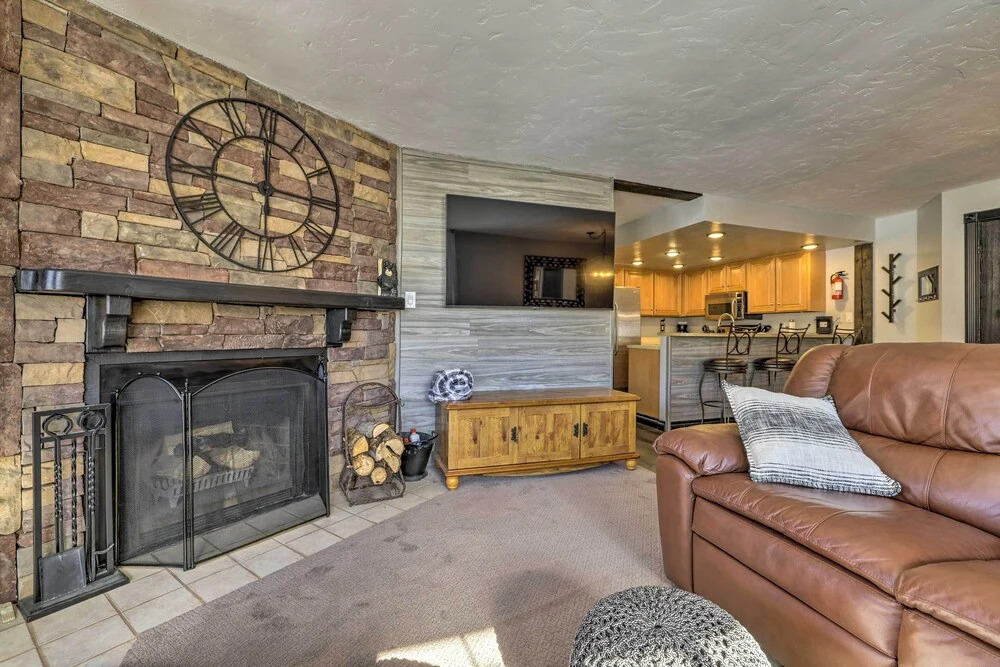 The Bunk House - Ski-in/ski-out at Giant Steps!