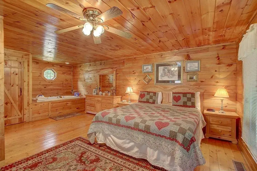 Buttercup 1 Bedroom 1 Bathroom Cabin