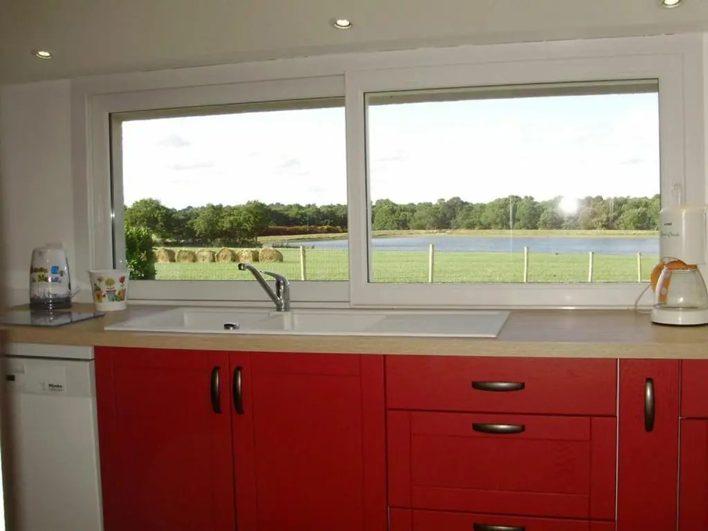 Charmant Gîte Rénové avec Jardin Privé, Cheminée et WiFi à Vairé, Vendée - FR-1-426-411