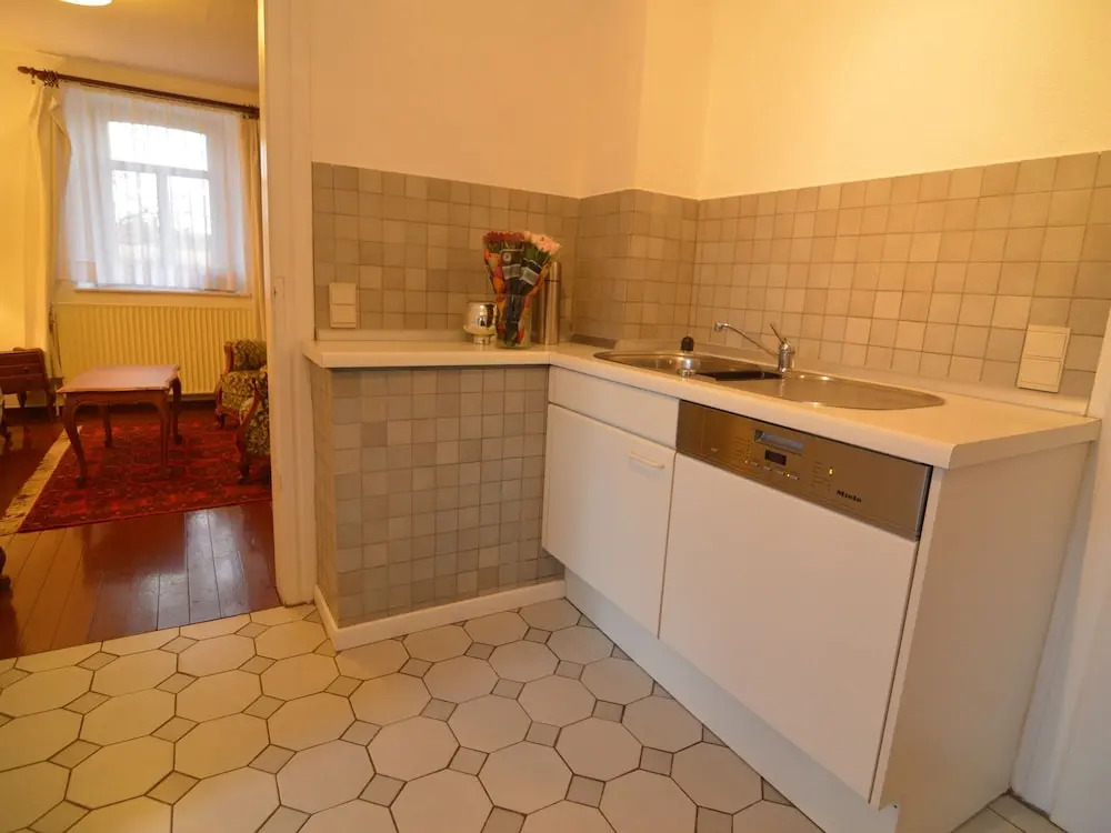 Ruhiges, gemütliches Ferienhaus mit großem Garten