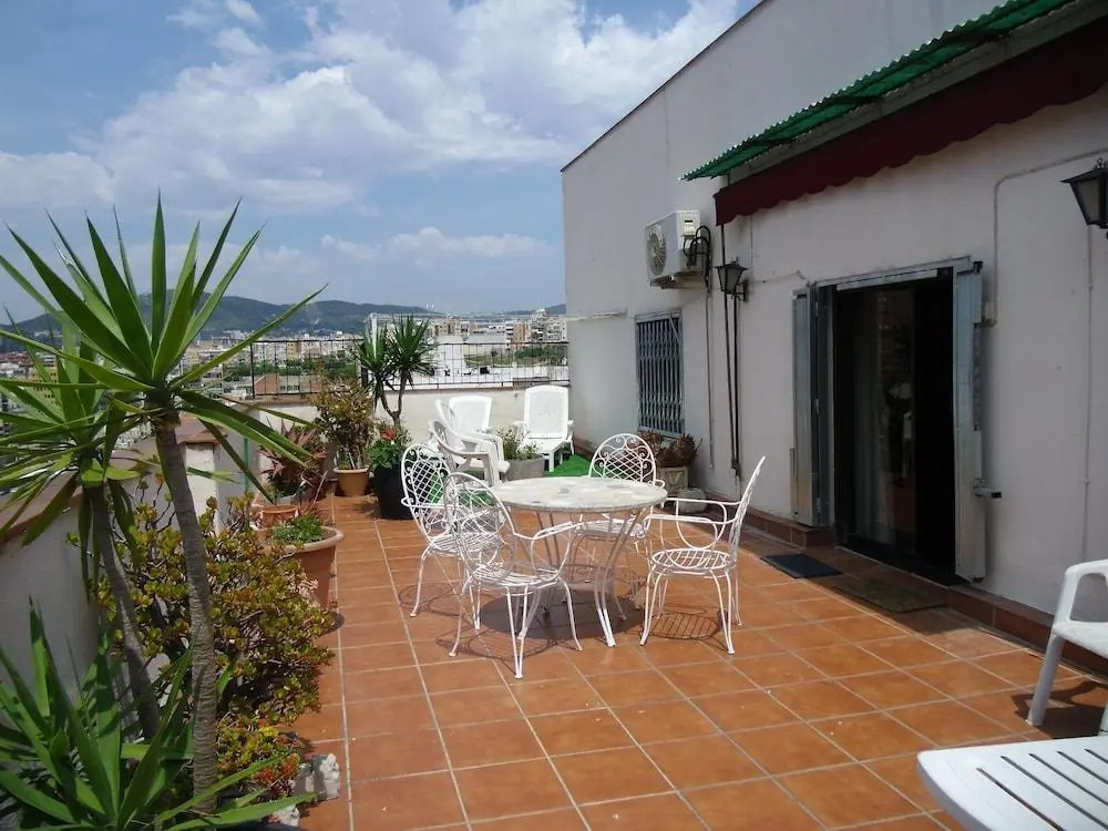 Castel Apartments