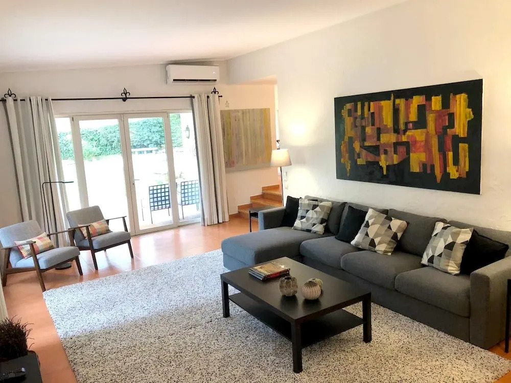House With 3 Bedrooms in Cascais, With Private Pool, Enclosed Garden and Wifi Near the Beach