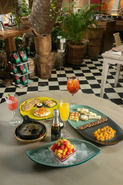 Privado Designer Boutique Hotel