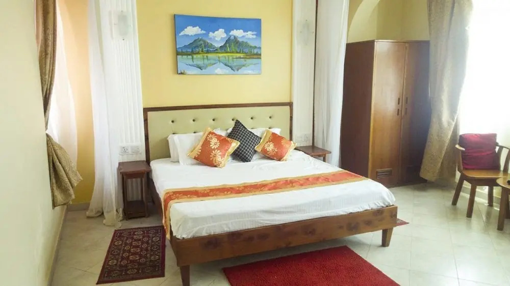 Hotel Radiance