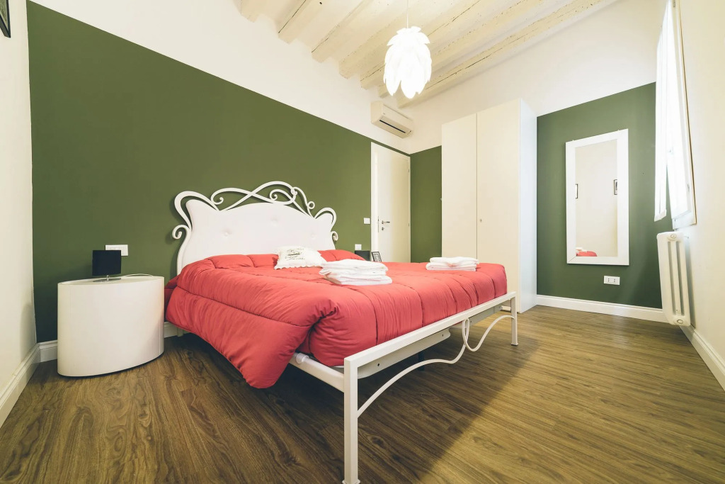 VENETIAN NEW STYLE @ CA DORO