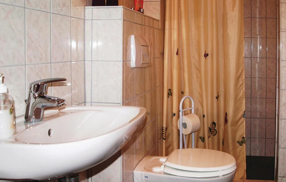 Nice Apartment in Mirow With 8 Bedrooms and Wifi