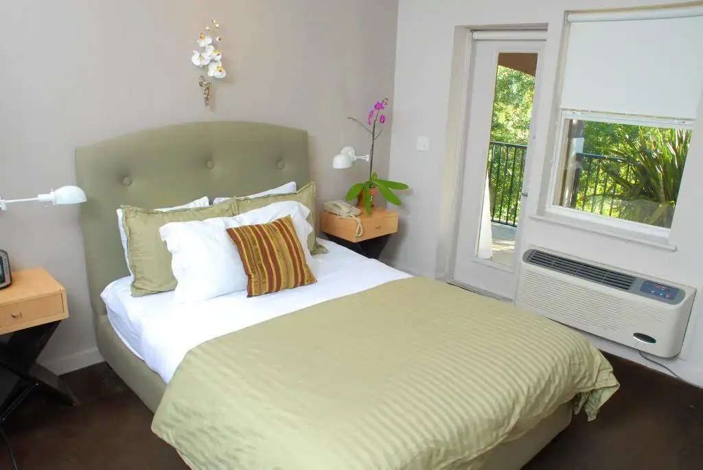 The EO Inn - Downtown Orlando
