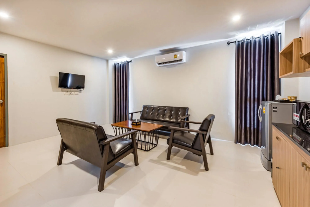Phuket Marine Poshtel - SHA Plus