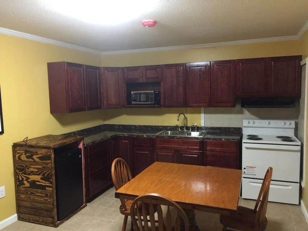 Dragon INN & Suites
