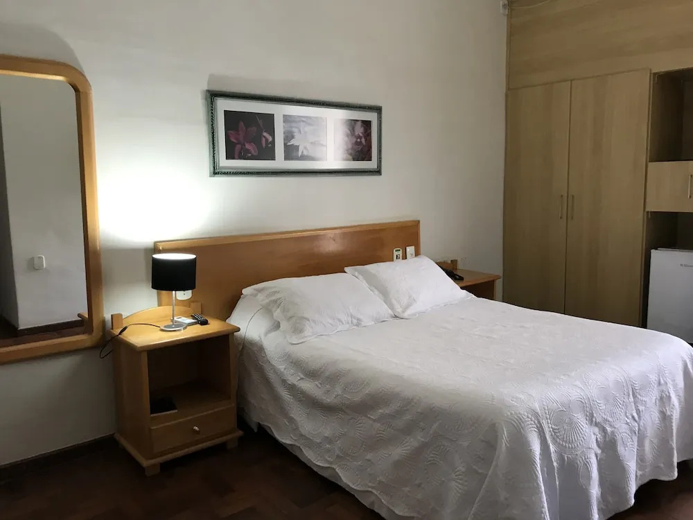 Hotel Verdes Mares