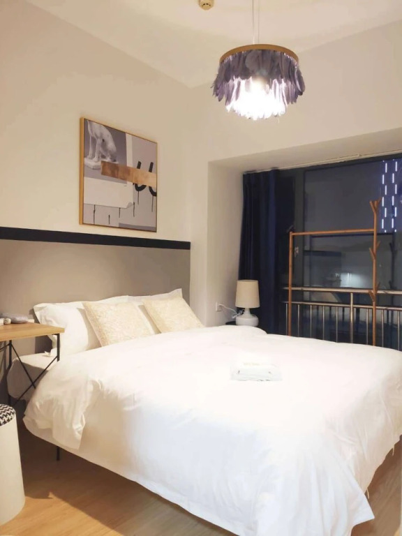 Wuhan Loving Home Apartment